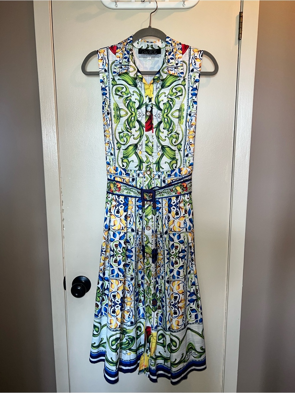 Mediterranean-Print Sleeveless Midi Dress in White, Blue & Green